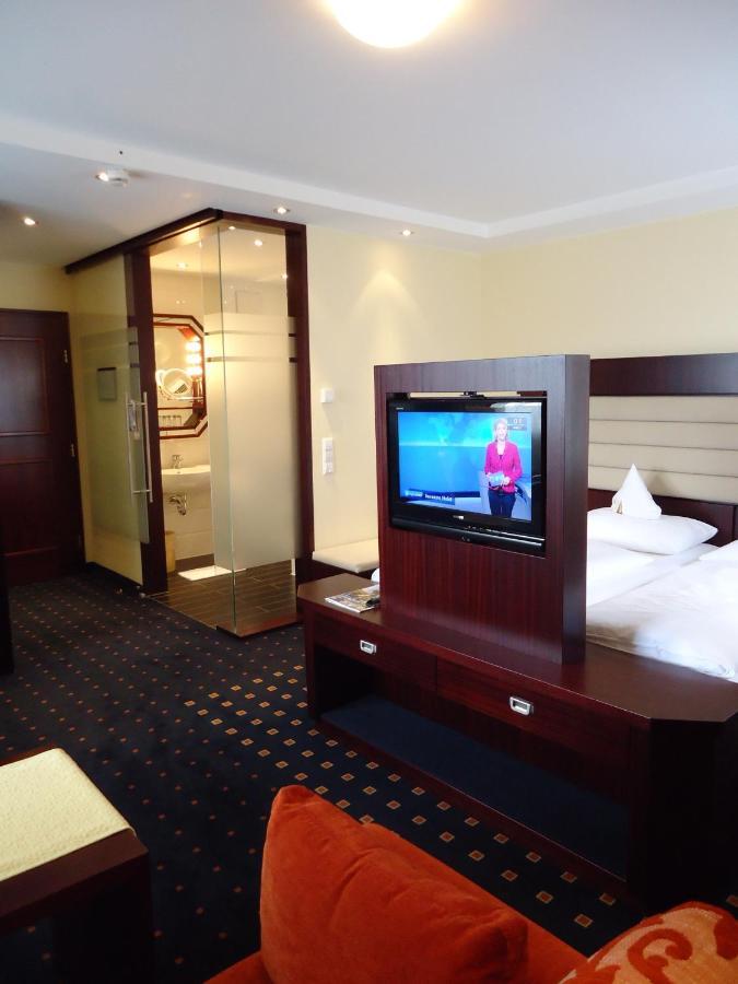 Akzent Hotel Loewen Langenargen Habitación foto